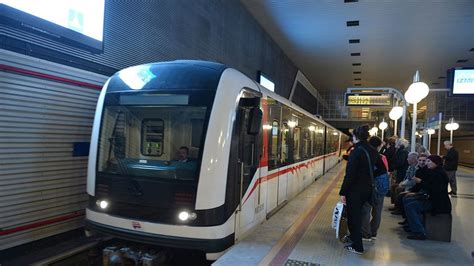 Izmir halkapınar metro